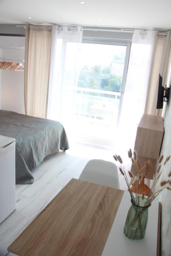 Les Palmiers - Appartement Avec Piscine Proche Plages - Wifi Et Clim Антіб Екстер'єр фото